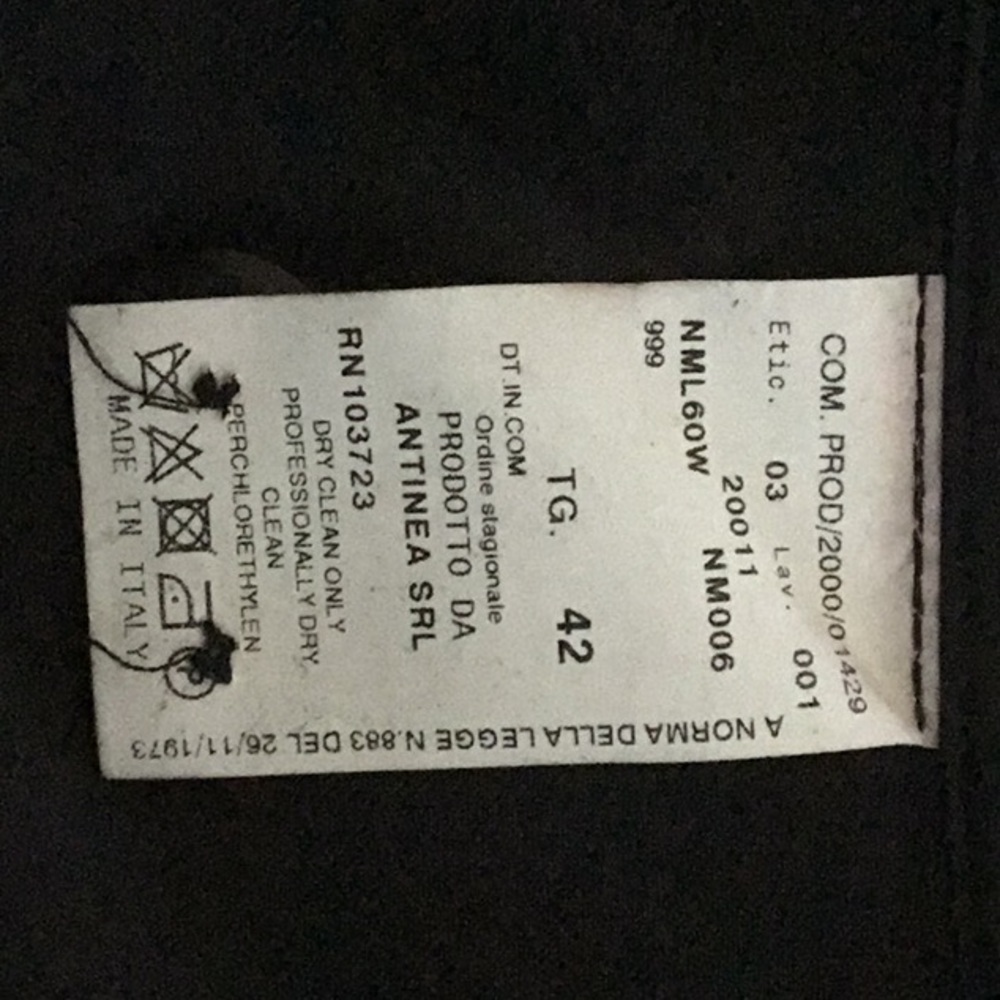 Armani Collezioni coat - Picture 9 of 10